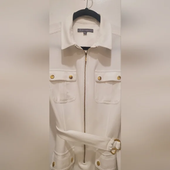 Dress - Picture 2 of 4